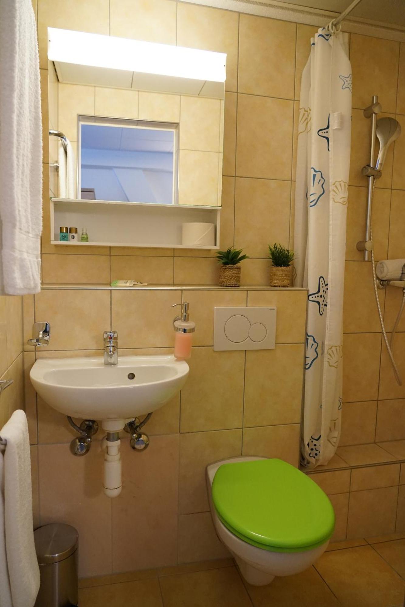 Perron 10 Centra Hotel Winterthur Oda fotoğraf